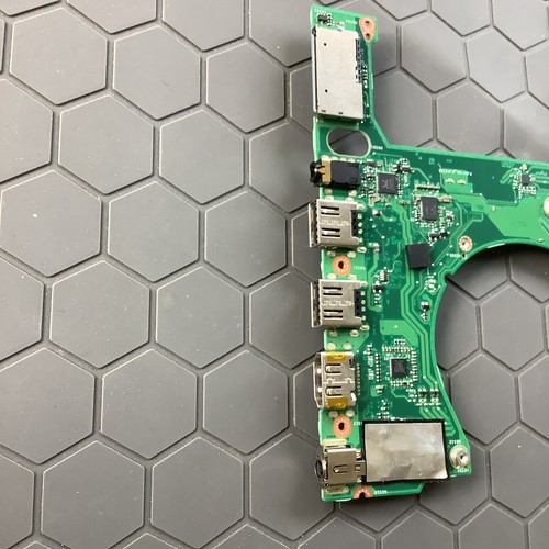 ASUS UX561UD Main Board REV. 2.0 W/ NVIDIA N17P-G0-A1 Chip - Afbeelding 23 van 24