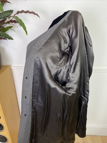 Austin Reed (40R) Herringbone Charcoal Velvet Wool Overcoat COVERT Coat Jacket - Picture 19 of 21
