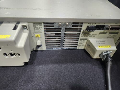 Agilent 6674A: Alimentatore di sistema 2000 Watt, 60 V, 35 A (2500) - Foto 5 di 7