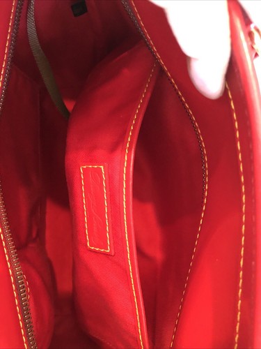 Dooney And Bourke Salem Lippenstift rot Lackleder goldene Nähte Handtasche Beuteltasche Neu mit Etikett! - Bild 7 von 16