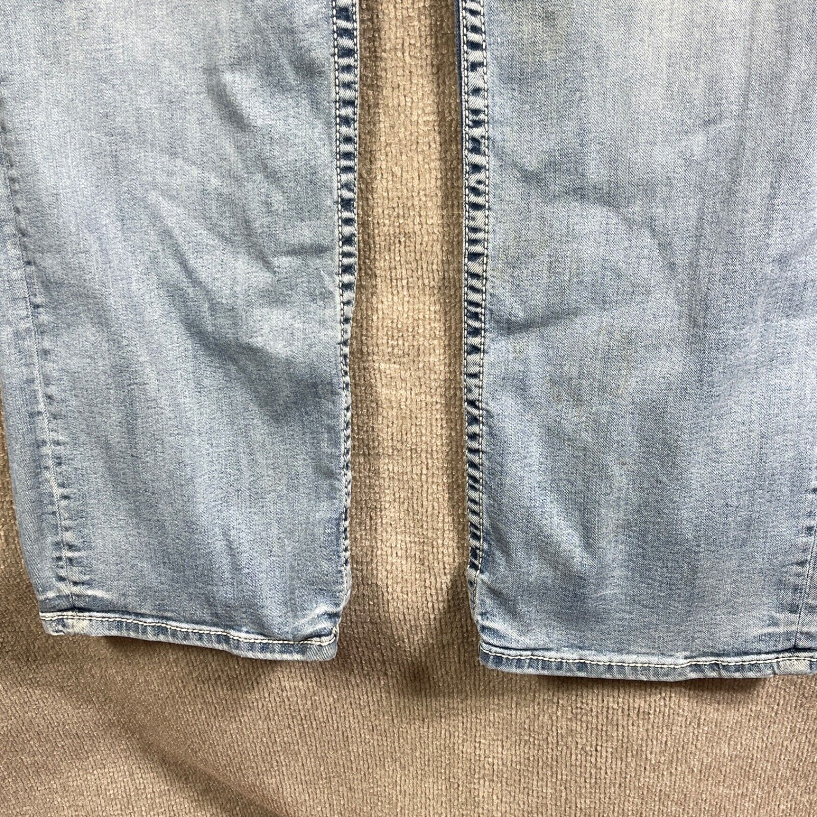 Picture 3 of 21