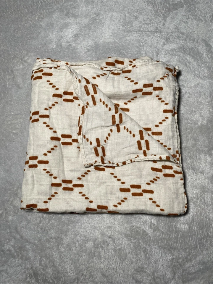 Saranoni 棕褐色婴儿襁褓毯棕色线条竹棉 Lovey 47"x47" — 第 2/4 张图片