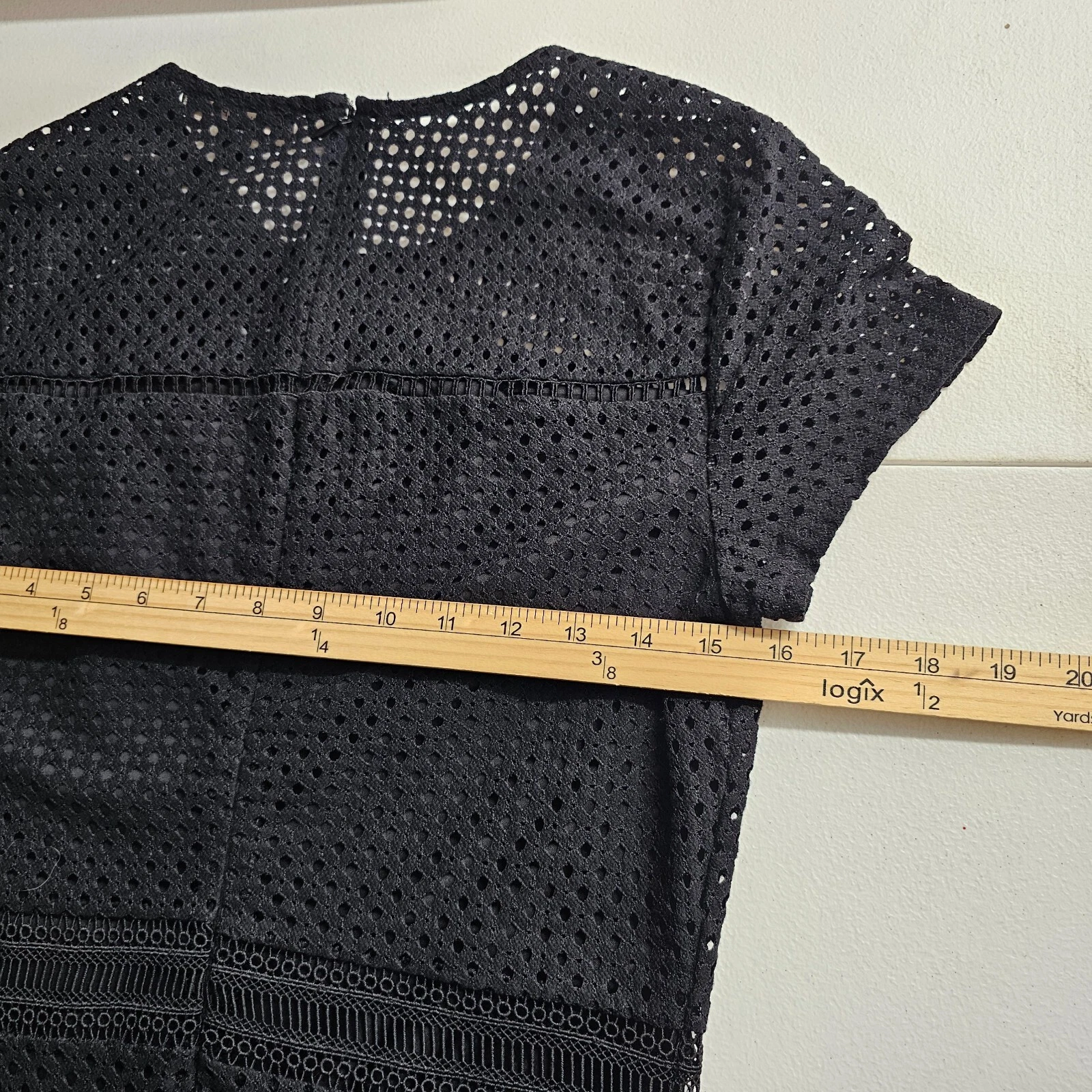 VETEMENTS Abito a sirena nero Banana Republic taglia 4 manica corta completamente foderato taglio lase