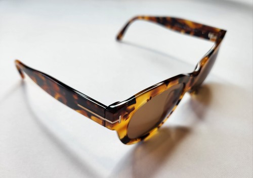 TOM FORD LOU TF741 56E TORTOISE WOMEN'S CAT EYE SUNGLASSES MADE IN ITALY - Picture 3 of 12