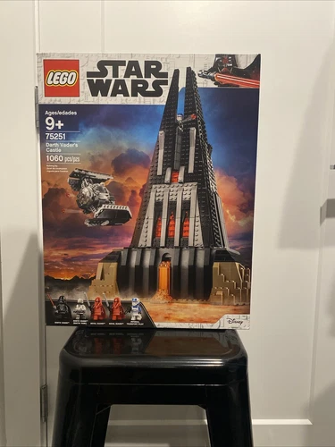 LEGO #75251 Star Wars Darth Vader's Castle New Sealed in Box