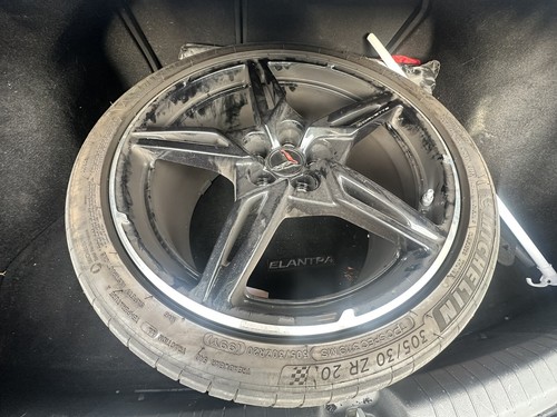 2022 2023Factory Corvette Wheels Rim Tire TPMS Stingray C8 Genuine OEM 19” 20” - Picture 1 of 2