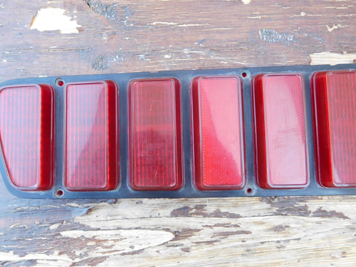 Dodge Charger LH Tail Light Lens 1973 1974 Dodge OEM LH Tail Light Lens - Picture 3 of 9