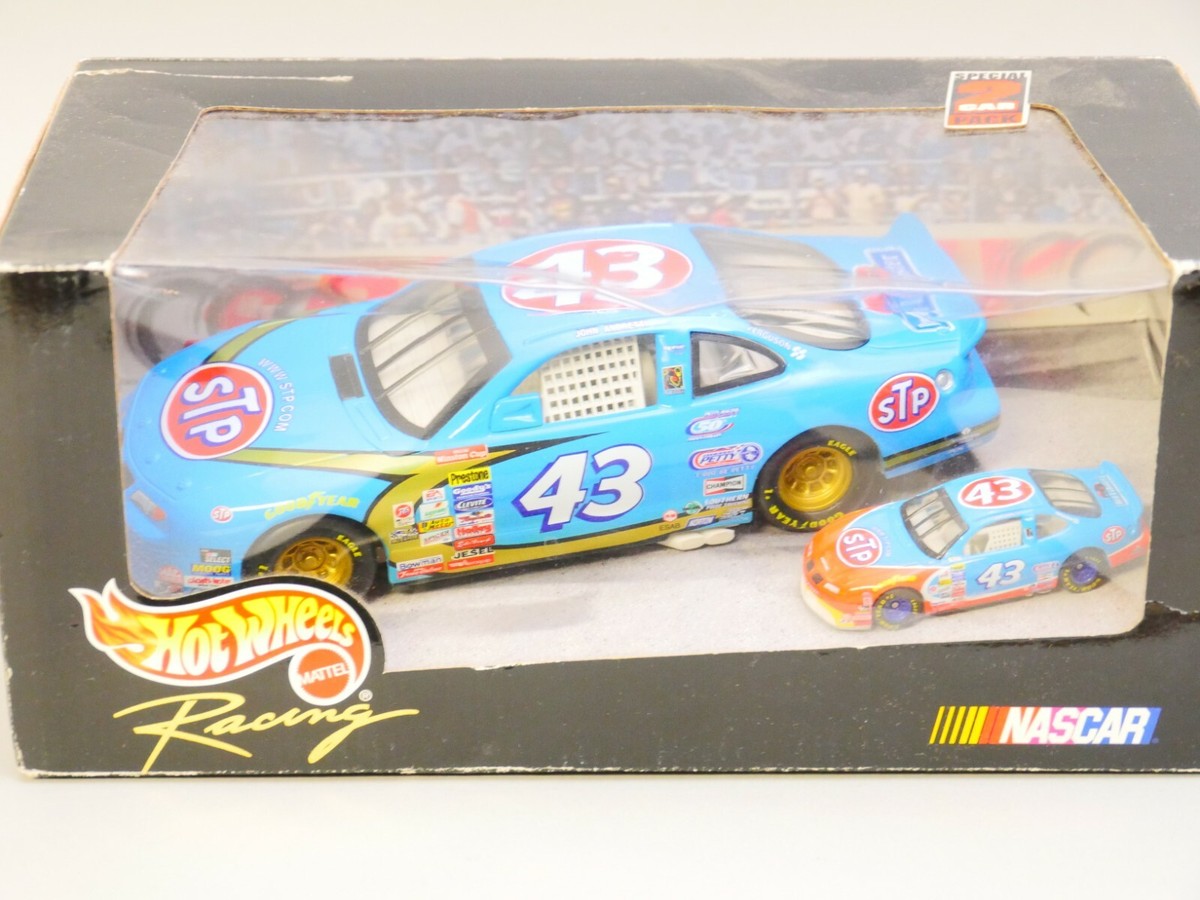 4台まとめて　ナスカー NASCAR hotwheels 1/24 1/64 4台まとめて ナスカー NASCAR hotwheels 1/24 1/64 4台まとめて