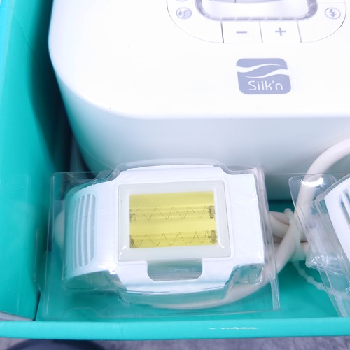 BellaLite SensEpil Silk'n Pro Hair Removal at Home Unit Complete + 2 Cartridges - Picture 3 of 8