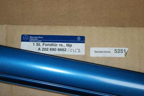 MERCEDES C CLASS W202 DOOR RUBBING STRIP PROTECTOR REAR RIGHT 2026908662 5251 - Picture 3 of 3