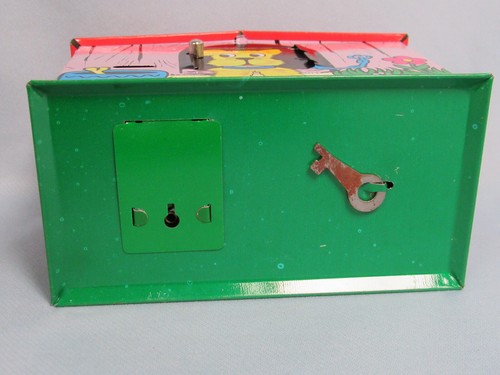 Vintage Metal 'Doggie Bank' Tin Litho w Key & Box 1970's Hungary - Picture 5 of 12