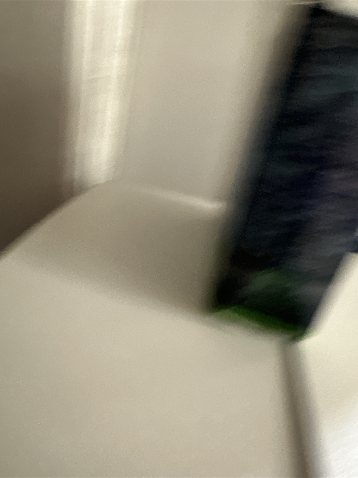 Picture 2 of 4