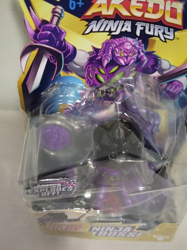 Legends Of Akedo Ninja Fury Series 7 Web Weaver Ninja Bosses 2024 Neu Box DMG - Bild 3 von 11