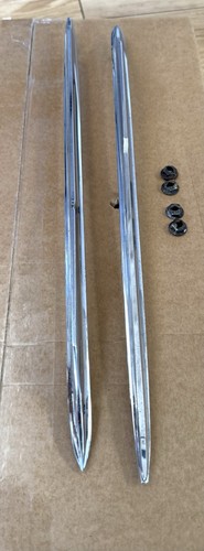 Vintage 1962 Chevrolet Impala Front Fender Emblems OEM GM 3813427 3813428 LH RH - Picture 2 of 9