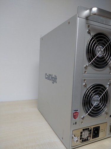 Système de stockage RAID CalDigit HDOne - 8 baies - sans disque dur inclus - non testé. - Photo 15/15