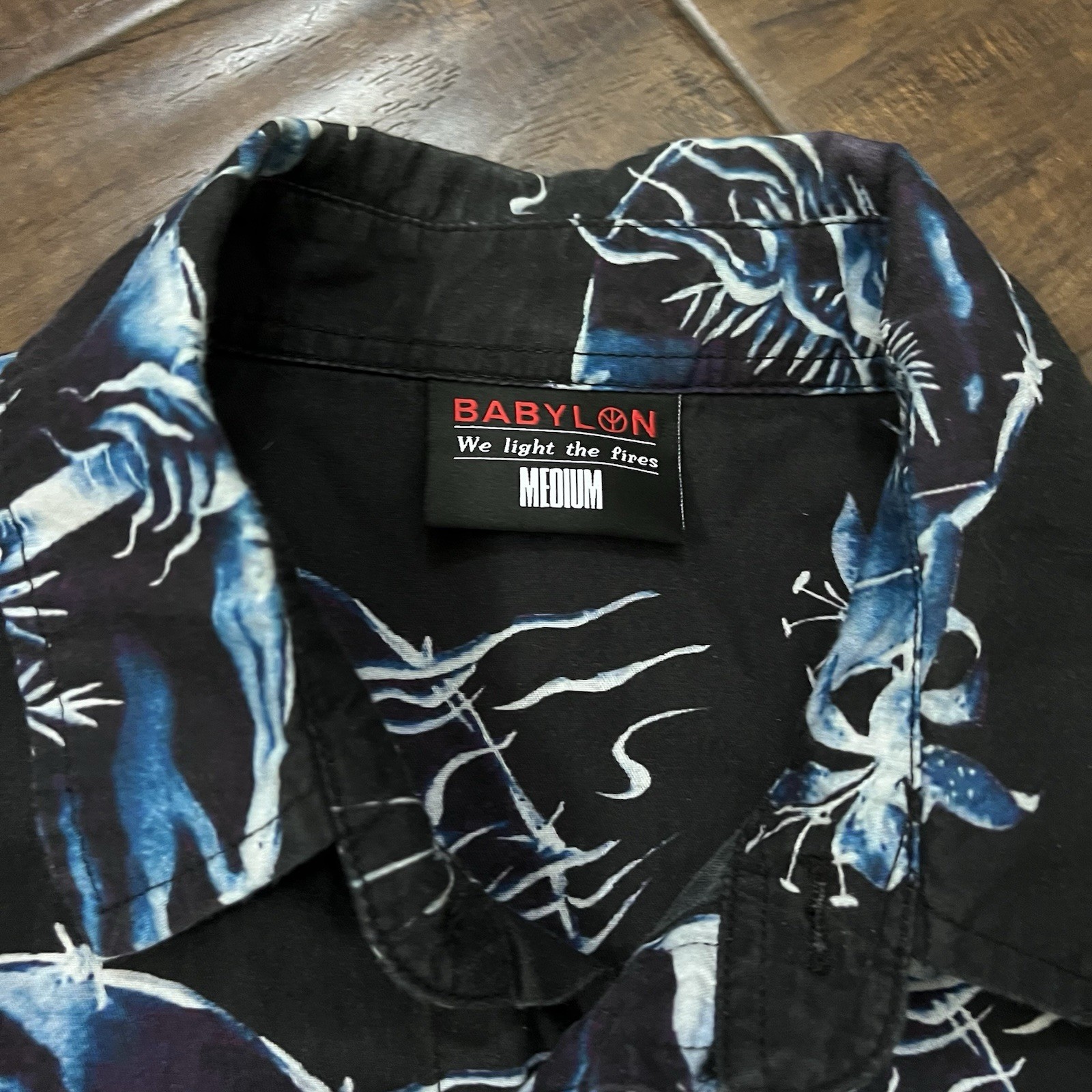 Babylon LA Mens Hawaiian Button Shirt Medium Neighborhood