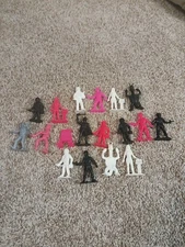 Tim Mee Toys 18Piece Galaxy Laser Space Team With Space Monsters