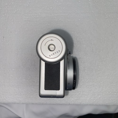 Canon Dial35 35mm half-frame w/ Canon Lens SE 28mm 1:2.8 with case - Picture 7 of 8