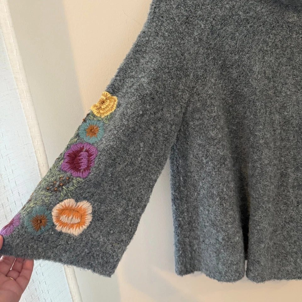 Sleeping On Snow Embroidered Floral Mock Neck Bell Sleeve Cozy Knit Sweater M - Image 3 of 4