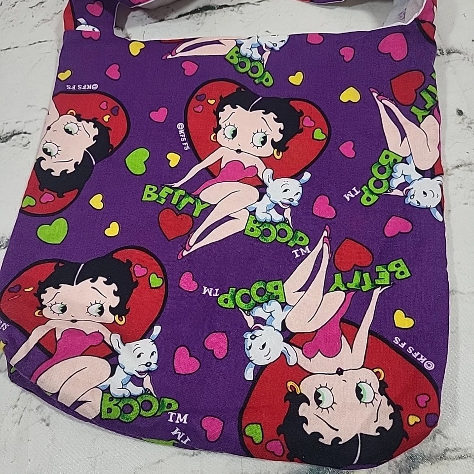 Bolso Bandolera Betty Boop Hecho a Mano Pequeño Estampado Púrpura Con Corazones Foto 2 de 4