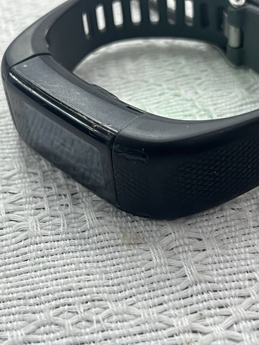 Garmin Vivosmart HR + Activity Tracker With USB Charger - Picture 8 of 9
