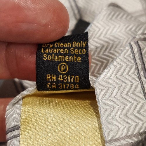 Donald J. Trump Signature Collection SILVER GRAY President 100% Silk Necktie - Picture 7 of 10
