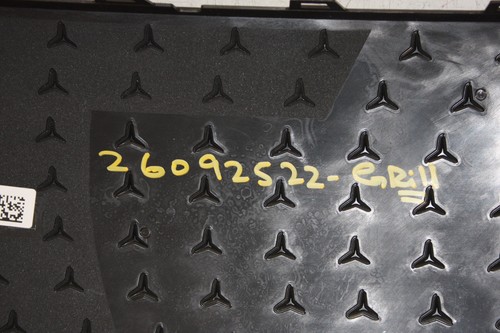 Griglia paraurti anteriore Mercedes EQA H243 AMG A2438885600 originale - Foto 9 di 11