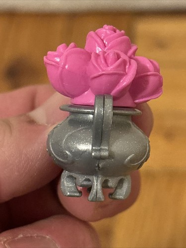 Barbie Doll Dream House Accessory ~ CASTLE PRINCESS REPLACEMENT SILVER POT ROSES - Picture 5 of 7