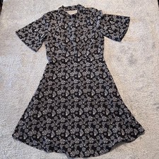 Forever 21 Floral Black and White Short Dress Size 4