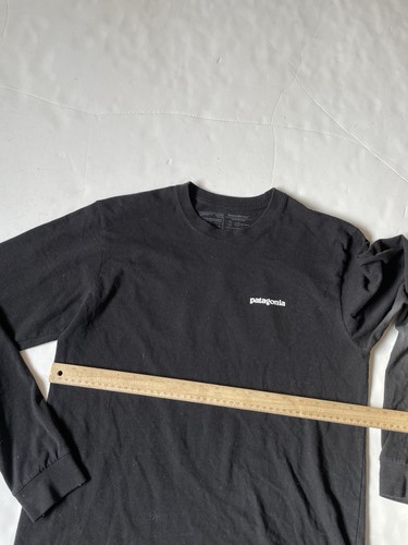 Camiseta Patagonia Hombre Manga Larga P-6 Logo Responsibili Negra Talla Pequeña - Imagen 5 de 7
