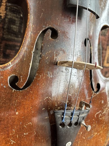 Antique 4/4 Violin Labelled Antonius Stradiuarius Cremonensis Faciebat Anno 1730 - Picture 23 of 24