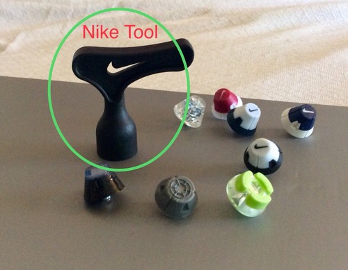 Authentischer Nike Turf/AG Nietenwerkzeug Fußball/Fußball Stollenschlüssel/Schraubenschlüssel als Ersatz für SG - Bild 1 von 6