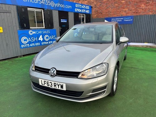Volkswagen Golf 2.0 TDI BlueMotion Tech SE Hatchback 3dr Diesel Manual Euro 5 (s - Picture 10 of 24
