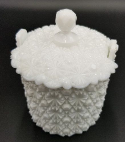 Fenton White Milk Glass Daisy & Button Pattern-Lidded Candy Dish/Ice Bucket - Picture 1 of 11
