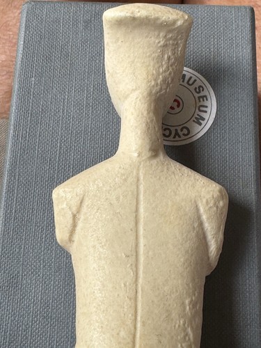 Cycladic Art Museum Greece - Folded Arm Pregnant Resin Figurine and Marble Base - Picture 17 of 23