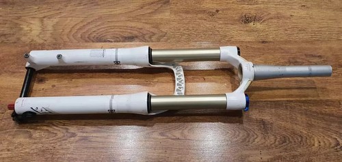 26" X-FUSION SLANT 160mm Travel Forks. 15x100. Tapered Steerer. - Picture 3 of 15