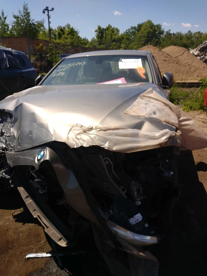 Módulo de control de carrocería trasera usado se adapta a: BMW 320I 2016 control de carrocería BCM electrón trasero Foto 3 de 4