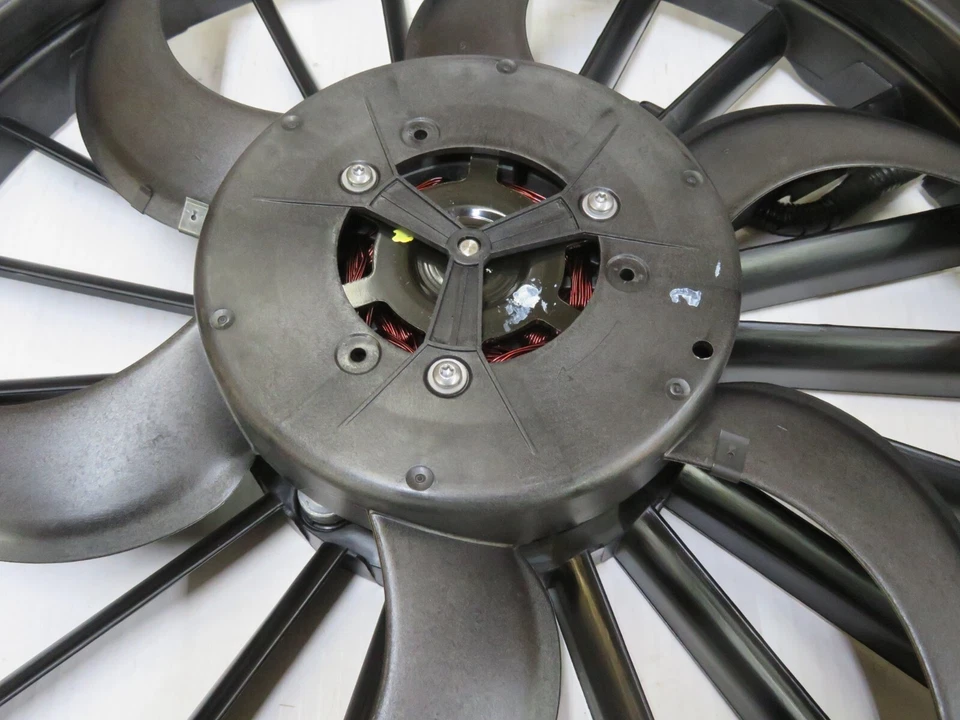 VENTILADOR DE REFRIGERACIÓN MOTOR Y CAPÓ CONJUNTO SE ADAPTA A JAGUAR XJ8 XK XF TIPO S C2P9525 NUEVO OE Foto 2 de 4