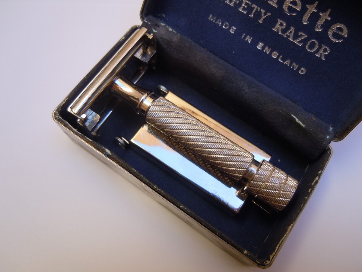 Gillette Aristocrat 剃刀　カミソリ　ビンテージ Vintage Gillette Aristocrat #15 safety razor rhodium plated