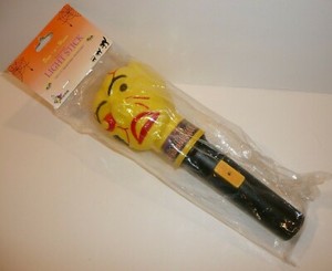 Monster-Halloween-Light-Stick-Glow-Flash-Light-Bugs-N-Hisses-Werewolf-Vampire