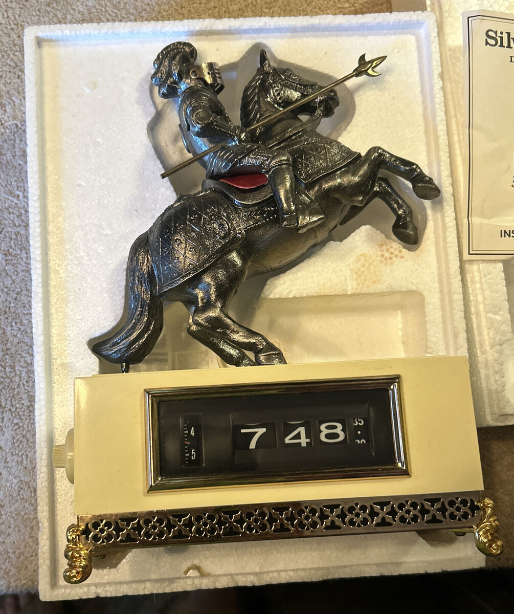Vintage Japanese Flip Alarm Clock with Armor silver Knight Vintage Japanese Flip Alarm Clock with Armor silver Knight