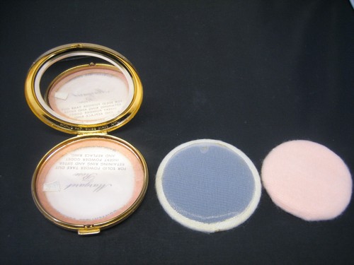 Vintage Margaret Rose LA PETITE WORLD PAT. SWISS MADE APPL Powder Compact - Picture 8 of 10