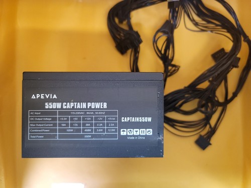 Apevia 550W Captain Power Captain550W Power Supply ATX AC 115/230V Switch - Picture 1 of 3
