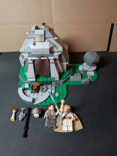 LEGO Star Wars: Ahch-To Island Training (75200) 99% complete