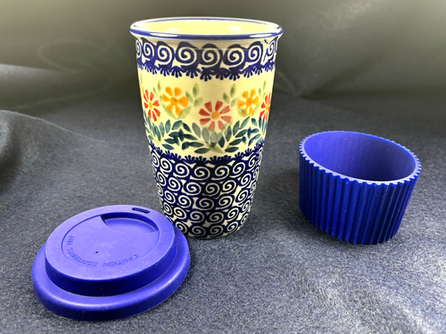 Blau mit Blumen polnische Keramik 12 Unzen Reise Kaffeebecher mit Silikondeckel & Hülle - Bild 2 von 5