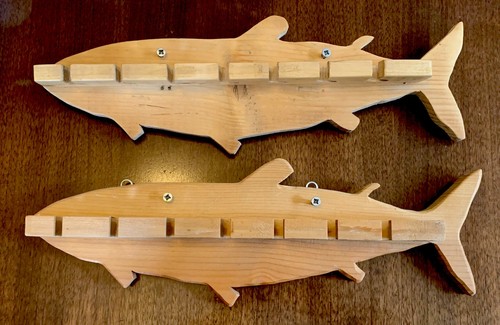 Vintage Wooden Fishing Pole Rod Wall Rack Holder Fish Shape 7 Spots  Set Of 2