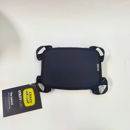 OtterBox The Latch II Handheld Tablet Carrying Case 10" - Picture 5 of 6