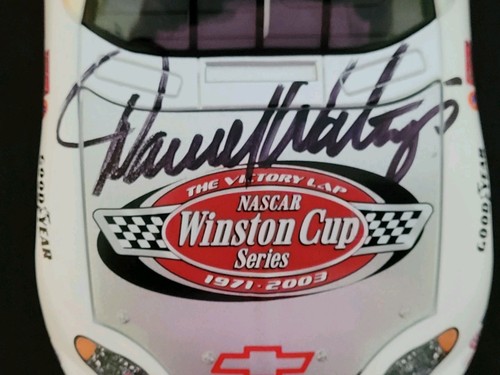 2003 Darrell Waltrip Signed 1:24 Action Diecast, #11 The Victory Lap, 1 of 6360 - Picture 13 of 18