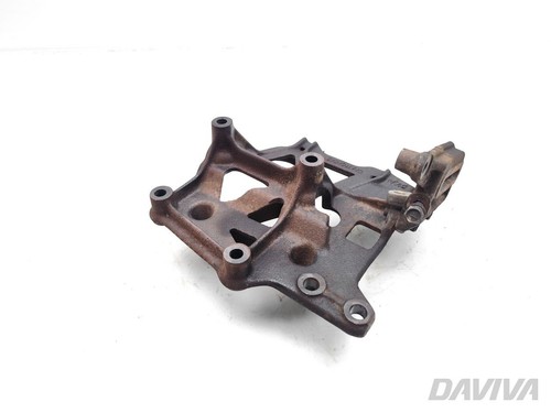 Mitsubishi GTO Engine Mount Bracket 3.0 AWD Petrol 206kW (280 HP) - Picture 5 of 11