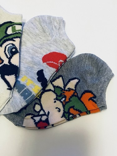 Neu mit Etikett Jungen Super Mario Bros Luigi Bowser unsichtbare SOCKEN 5 Paar (passt Schuh 7,5-3,5) - Bild 4 von 4